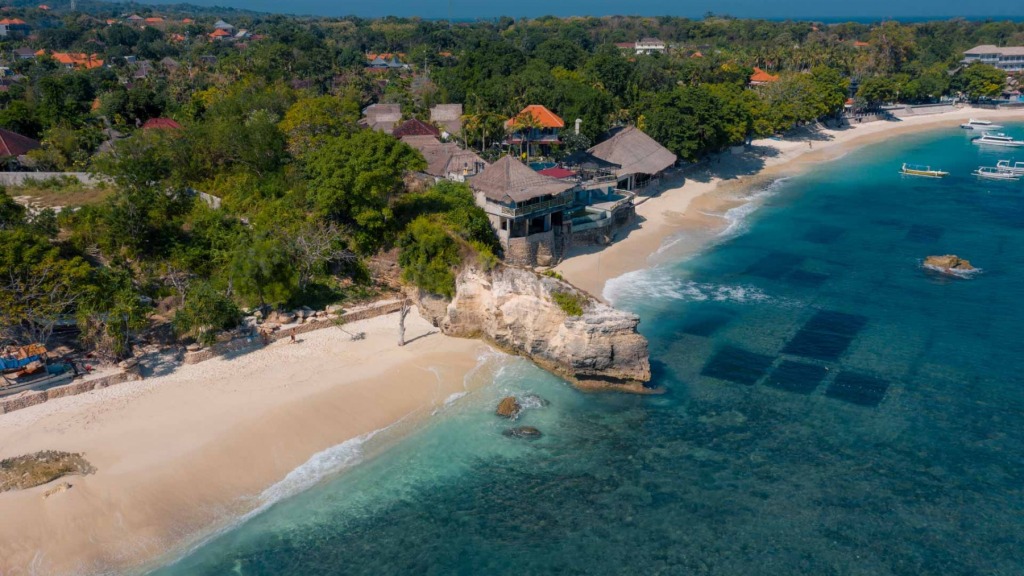 Nusa Lembongan (Mushroom Beach)