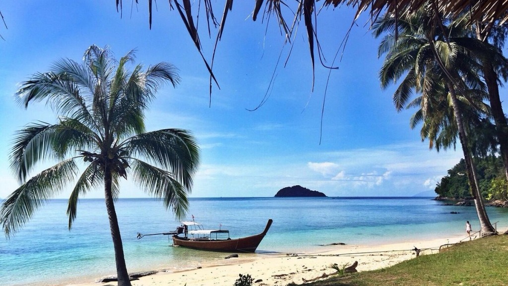 Koh Bulone (Bulone Beach)